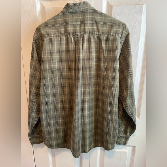 Columbia 💯% cotton Men’s Button down Green Plaid size M Medium - Picture 4 of 11